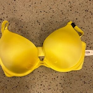 Victoria Secret Bra new with tags.